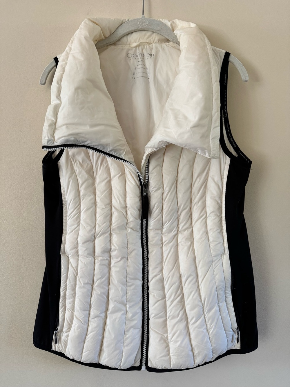 Calvin Klein White and Black Quilted Puffer Vest